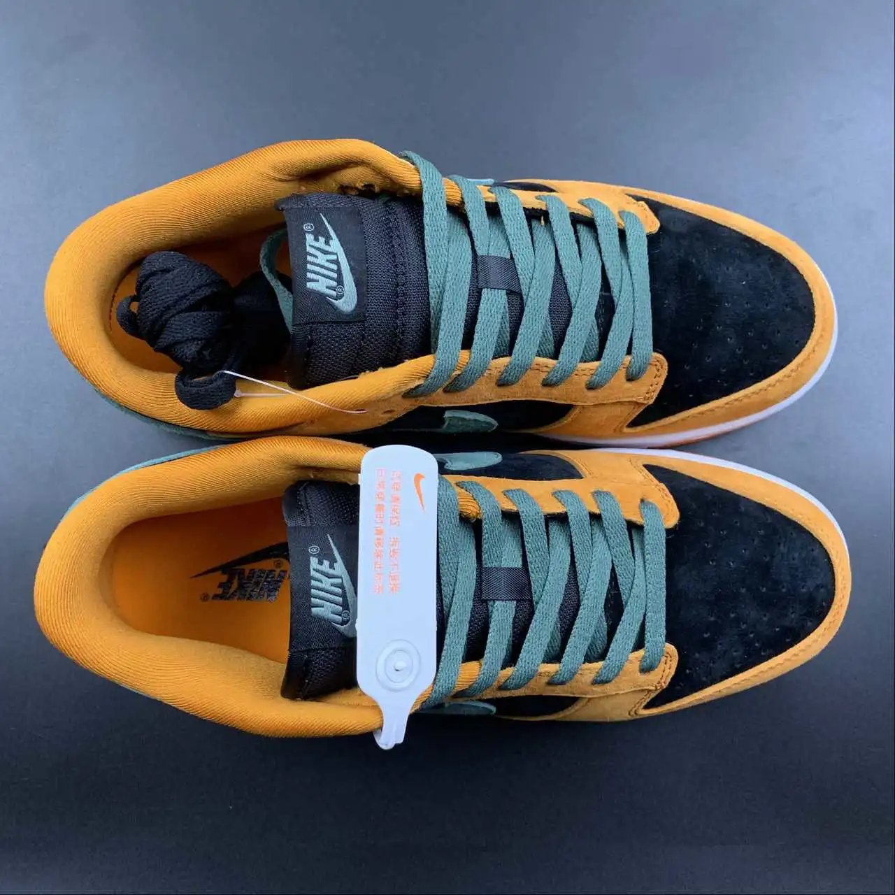 Nike Dunk Low DA1469-001 9
