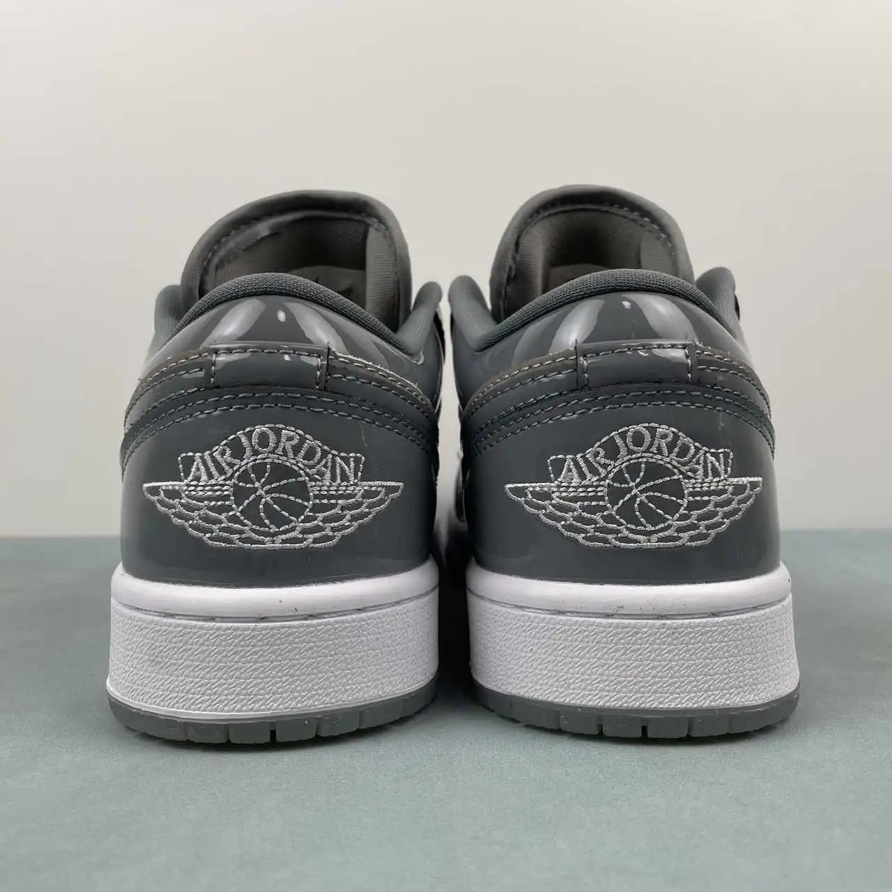 Air Jordan 1 Low HF3148-011 thumbnail 4