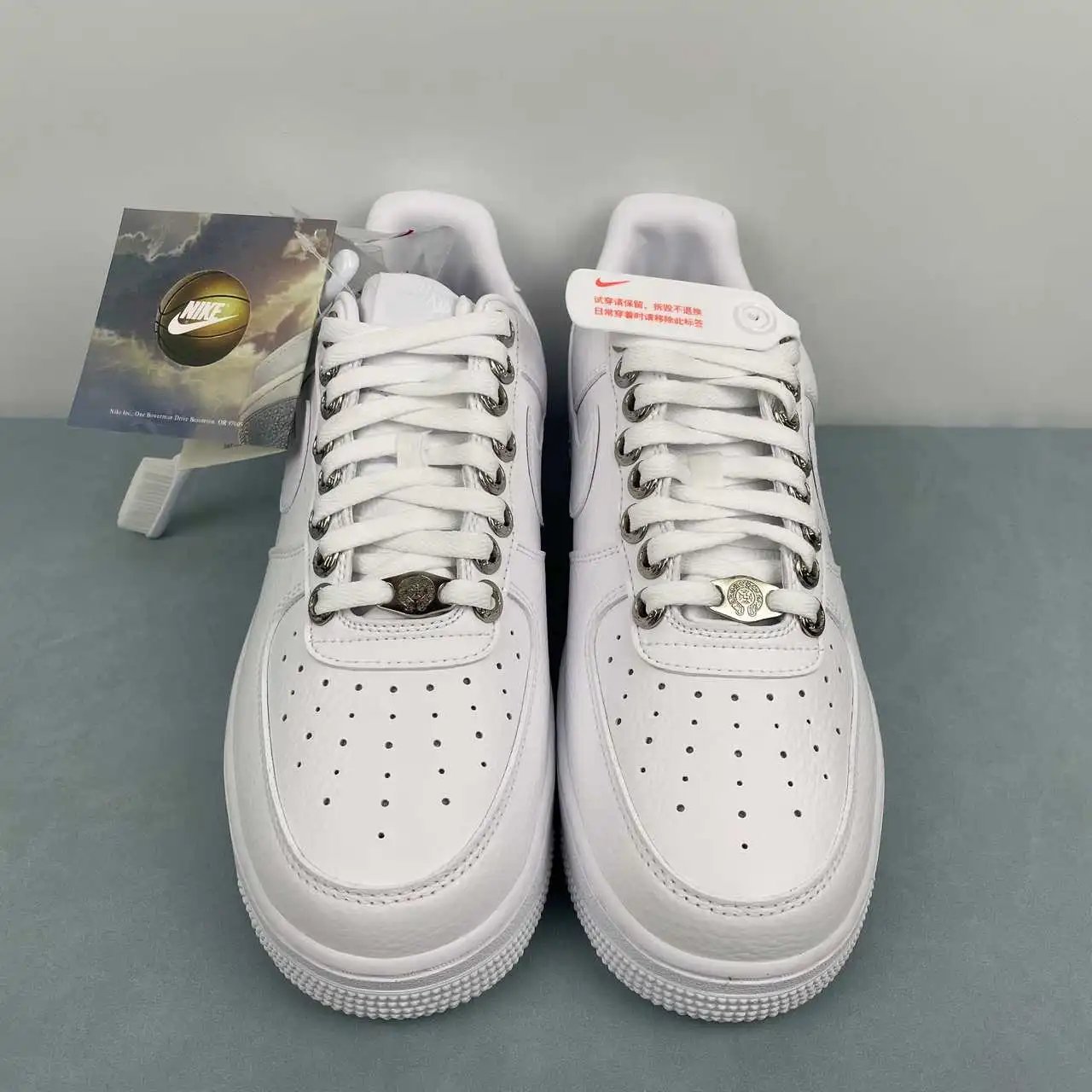 Nike Air Force 1 CZ8065-100 thumbnail 3