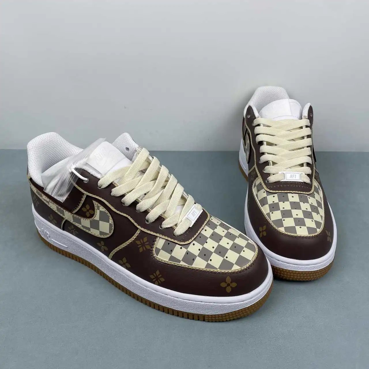 Nike Air Force 1 DJ2739-100 thumbnail 2