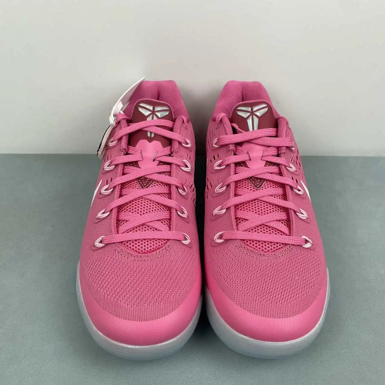 Nike KoBe HQ4995-600 thumbnail 4