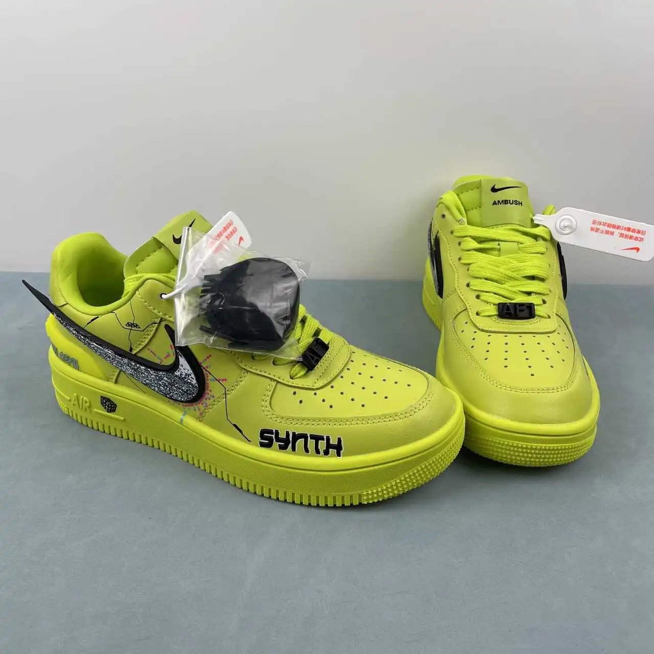Nike Air Force 1 DV3464-100 thumbnail 2