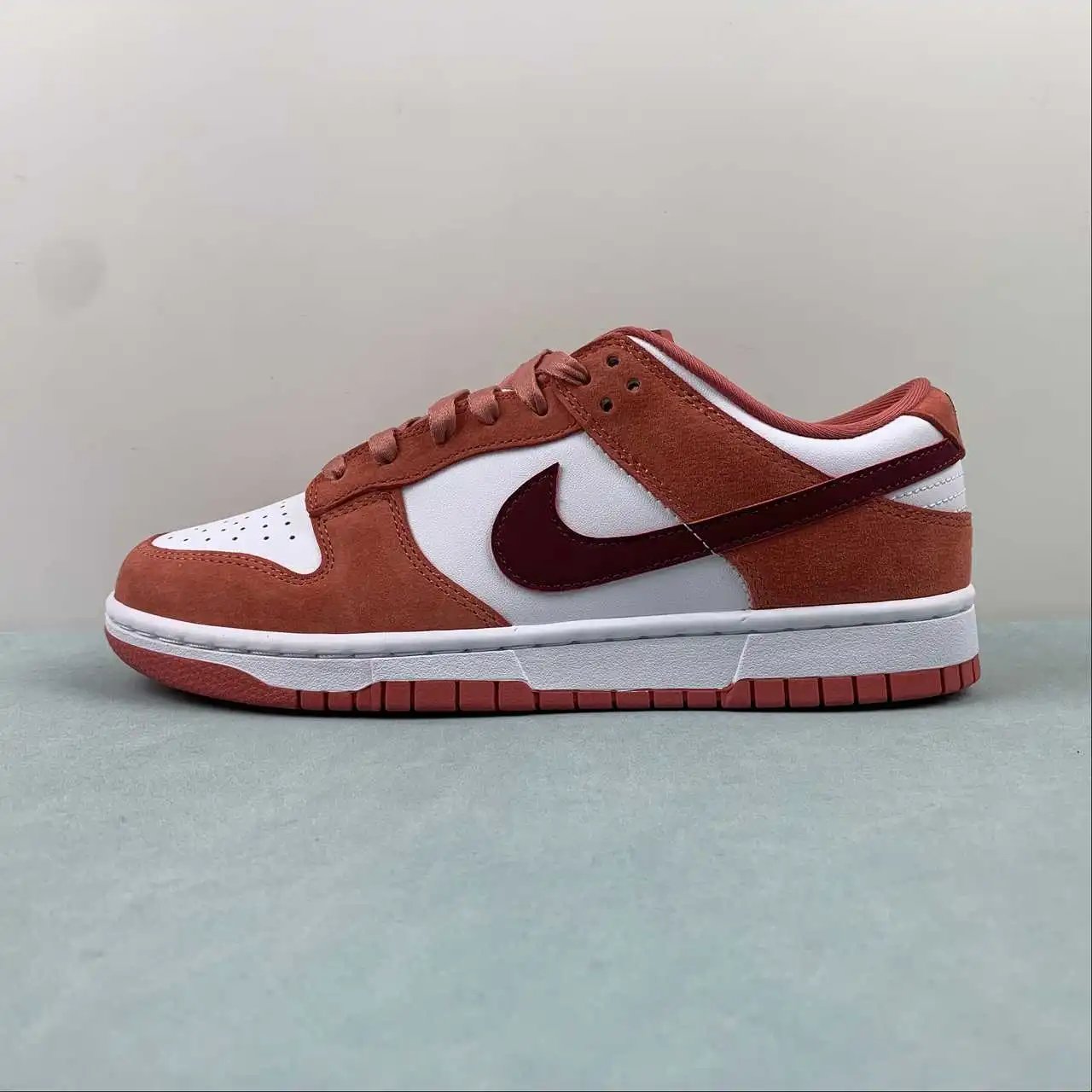 Nike Dunk Low FQ7056-100 thumbnail 4