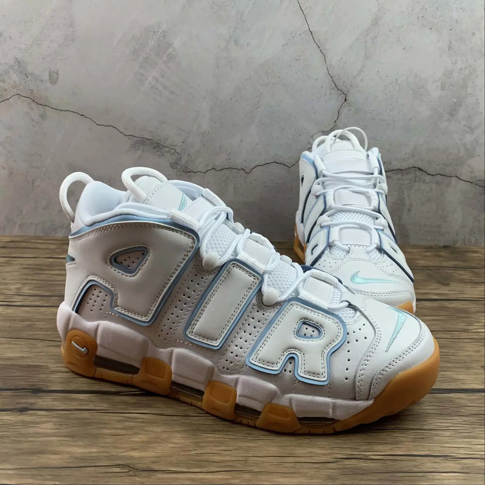 Air More Uptempo Ice Blue thumbnail 2