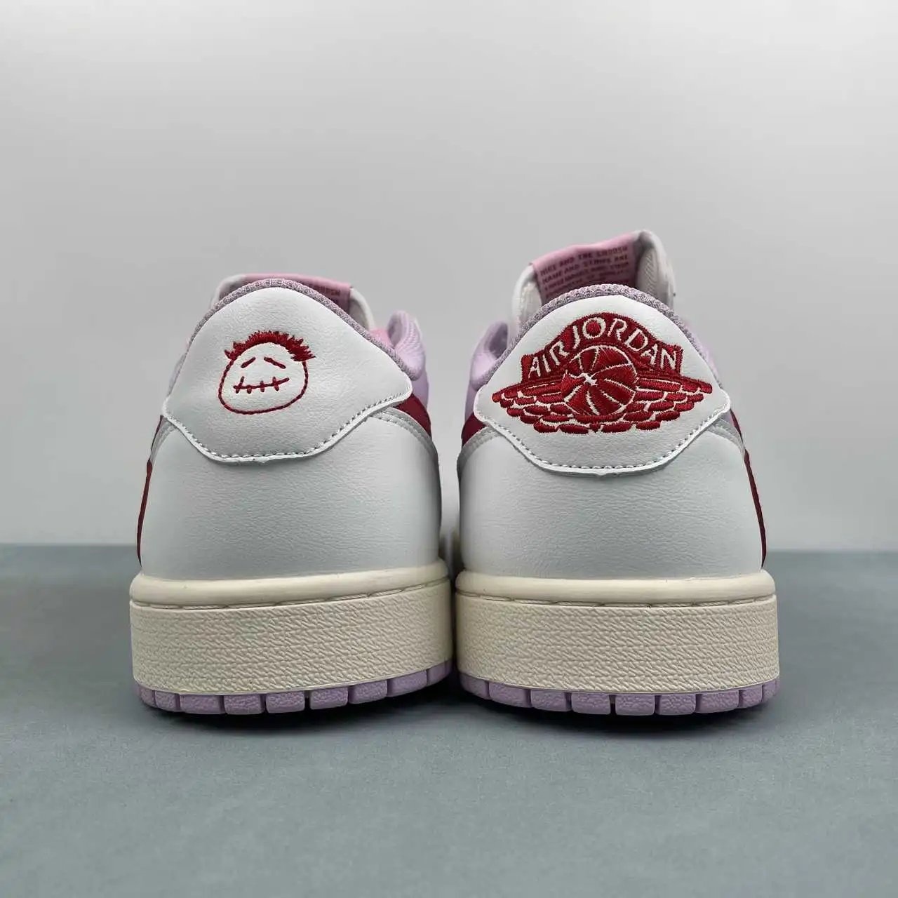 Air Jordan 1 Low DM7866-106 thumbnail 4