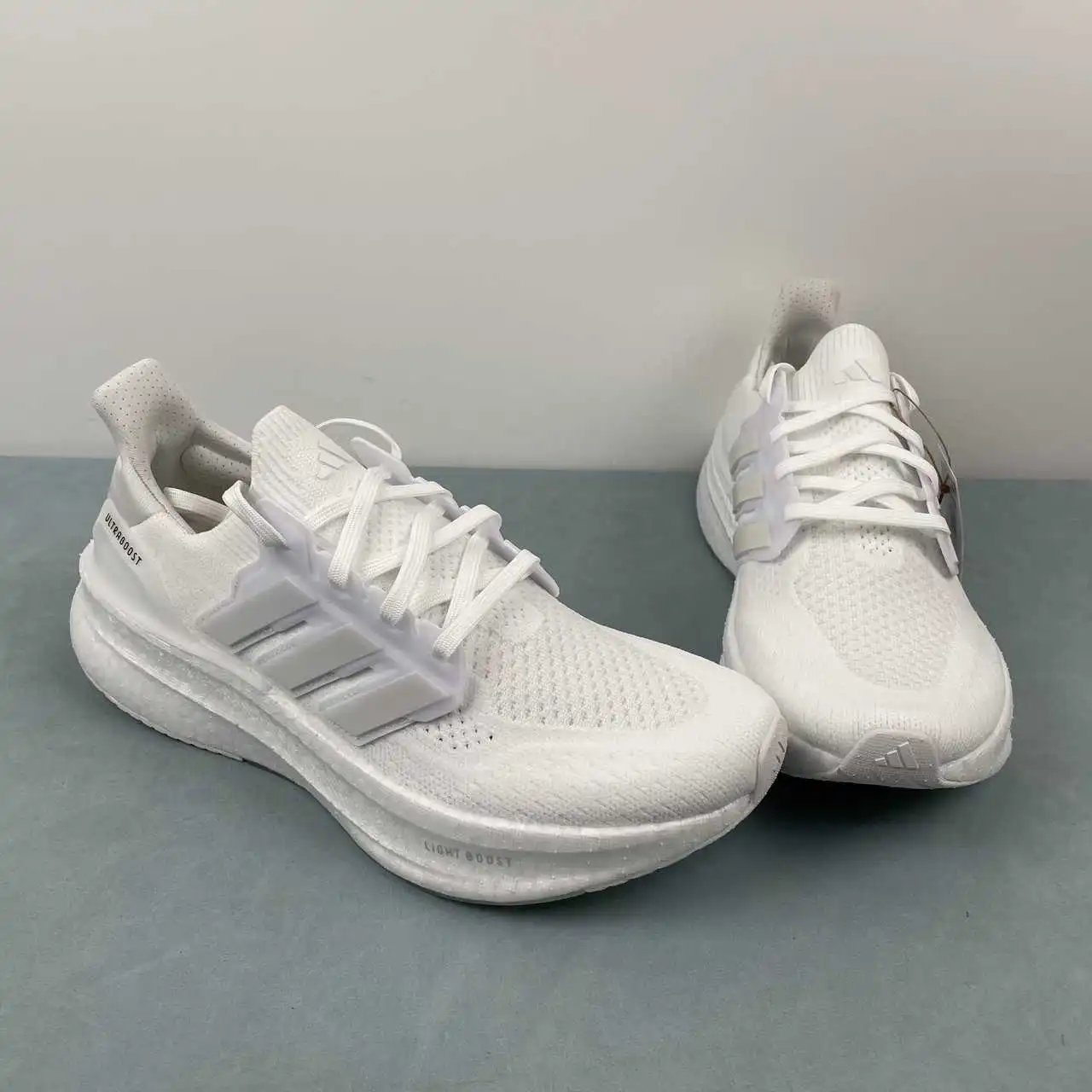 Adidas Ultra Boost 5 UB ID8813 thumbnail 2