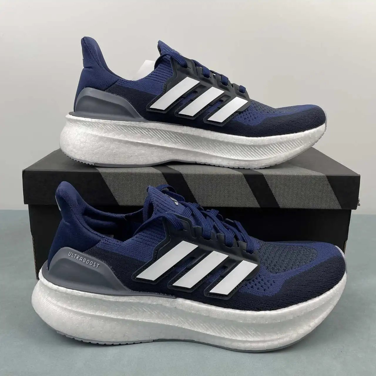Adidas Ultra Boost 5 UB ID8817