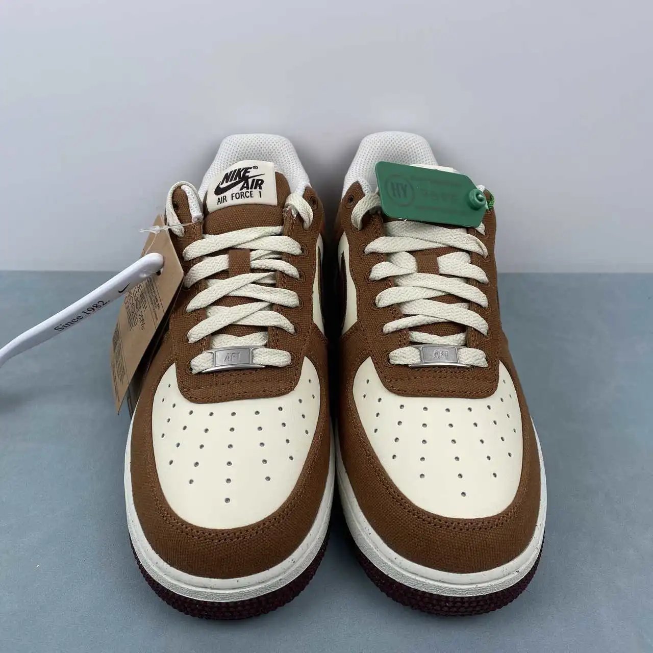 Nike Air Force 1 FQ8713-200 thumbnail 3