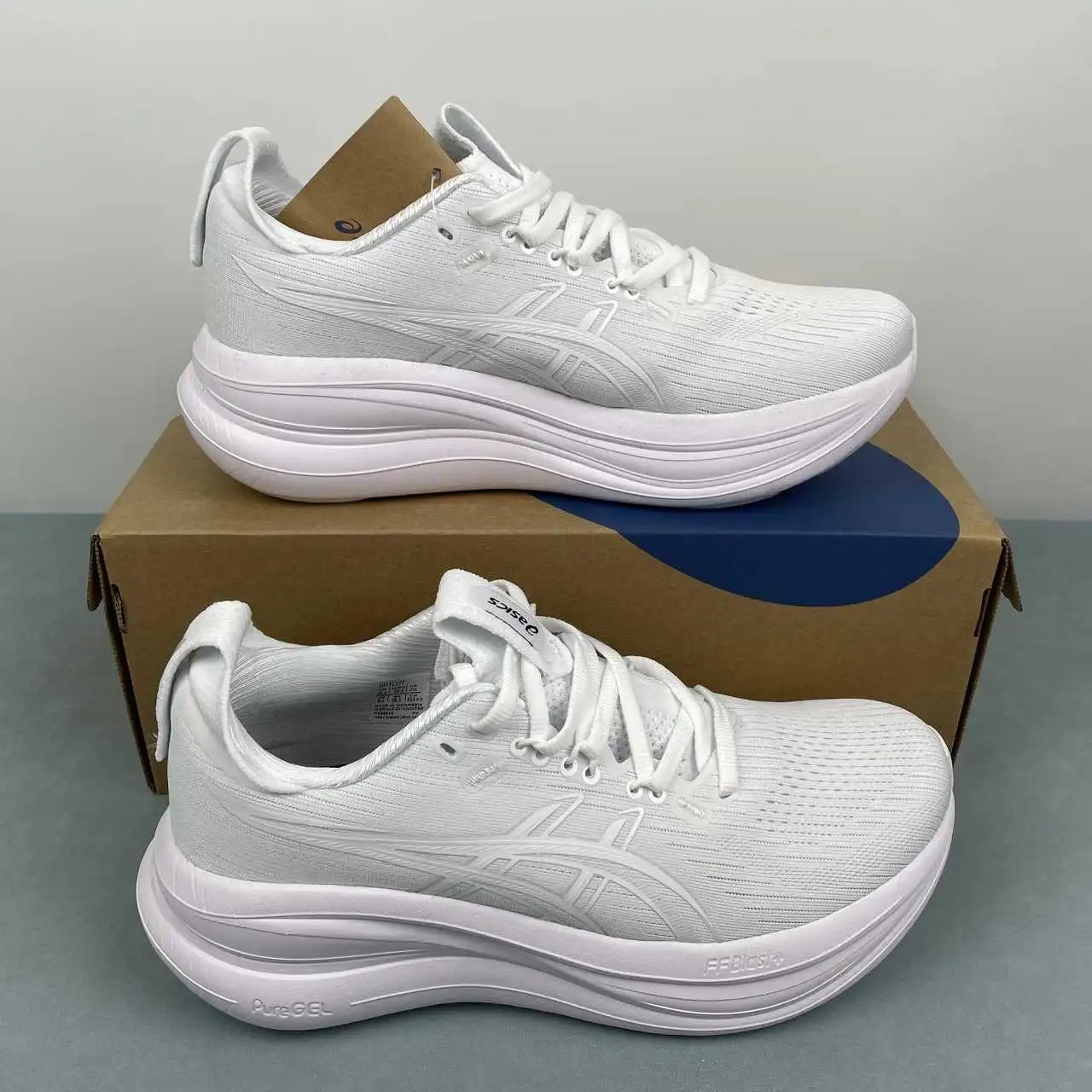 Asics GEL-NIMBUS 28 1011C127-100