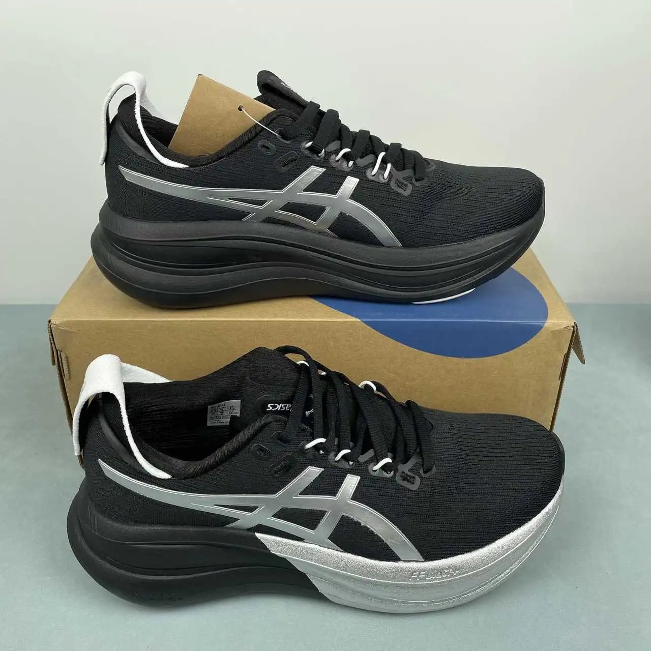 Asics GEL-NIMBUS 28 1011C145-001