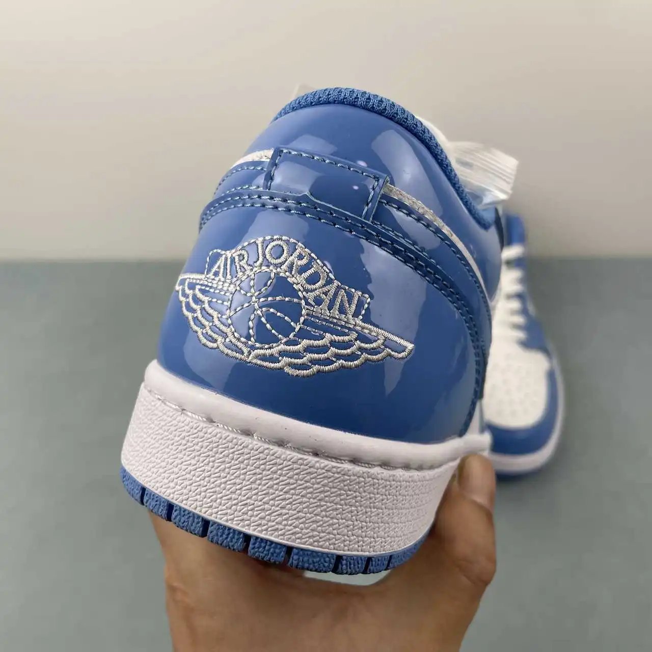 Air Jordan 1 Low FZ3929-114 8