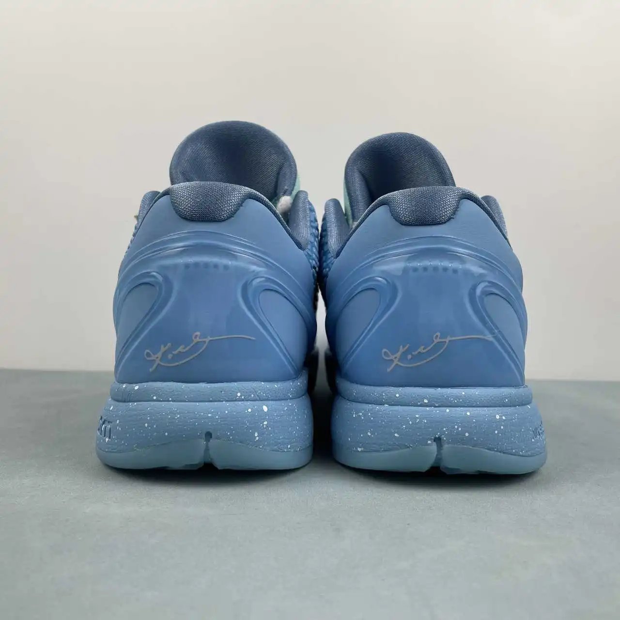 Nike Kobe PE2023-100 thumbnail 4
