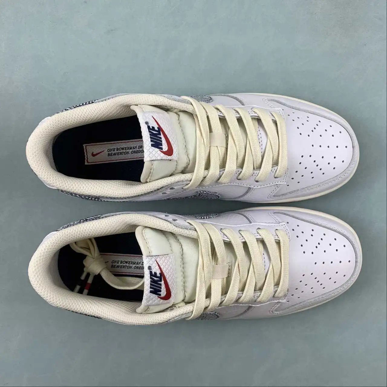 Nike Dunk Low FN6881-100 9