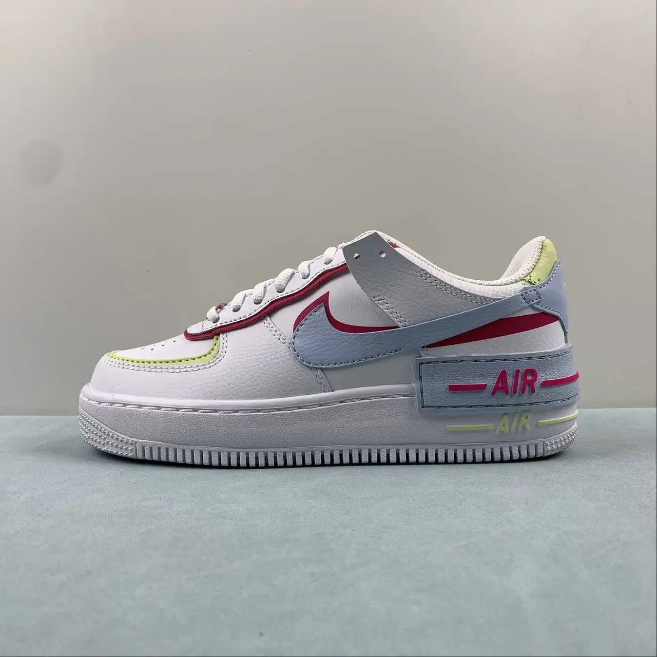 Nike Air Force 1 FQ8885-100 thumbnail 4