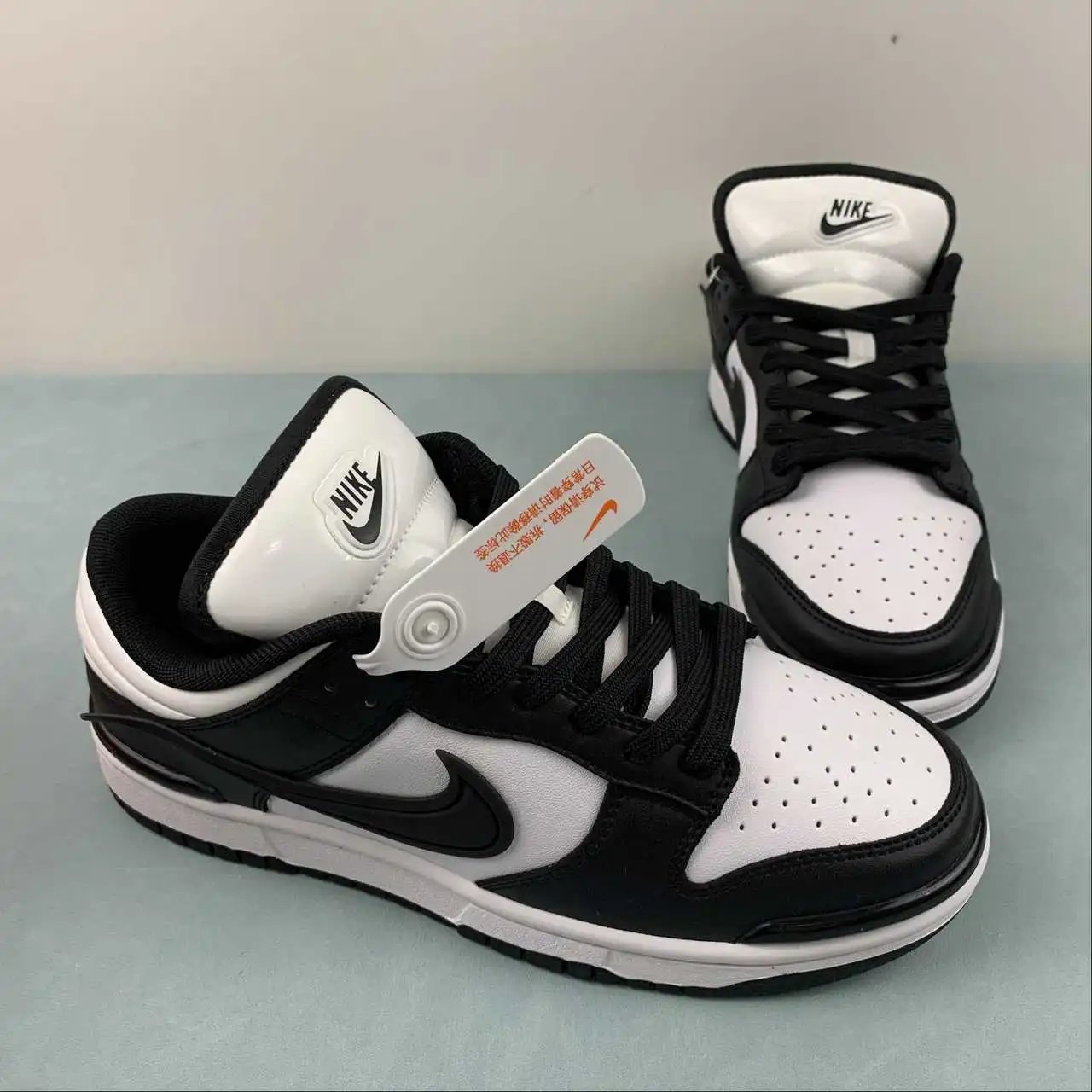 Nike Dunk Low DZ2794-001 thumbnail 2
