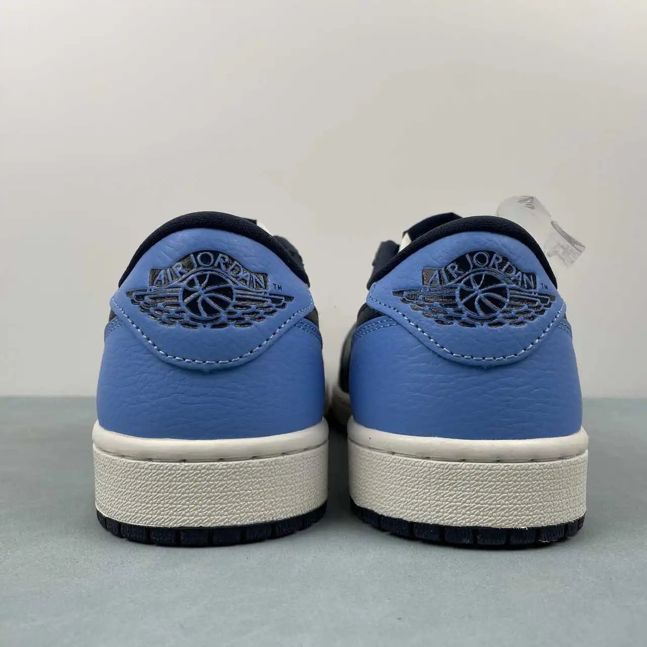 Air Jordan 1 Low CZ0790-400 thumbnail 3