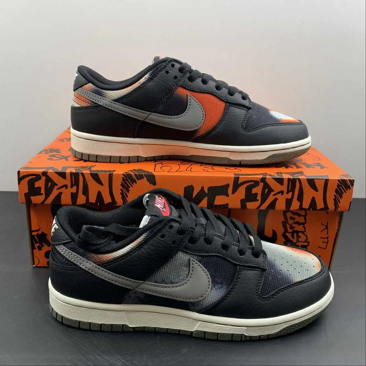 Nike Dunk Low DM0108-001