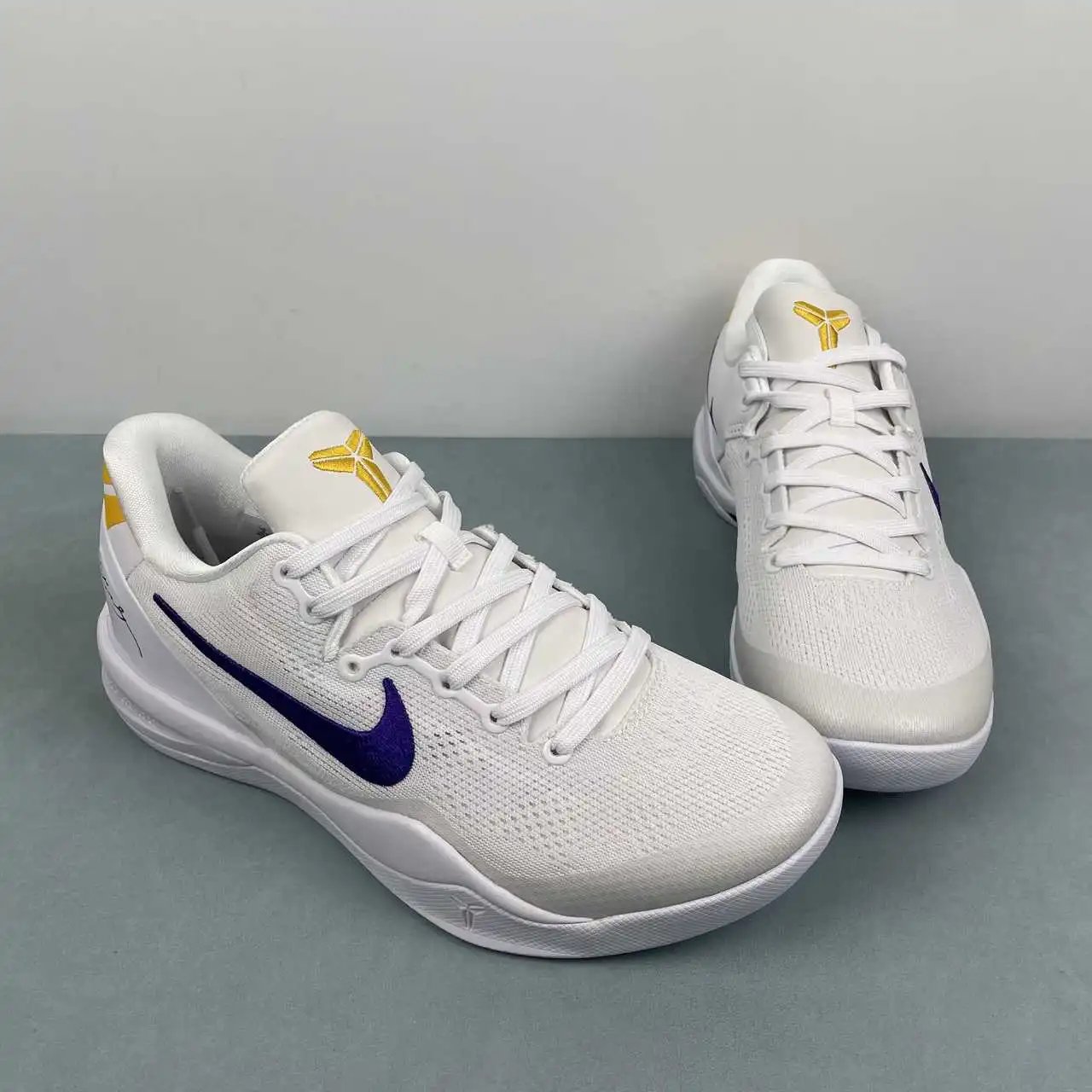 Nike Kobe HF9550-100 thumbnail 2