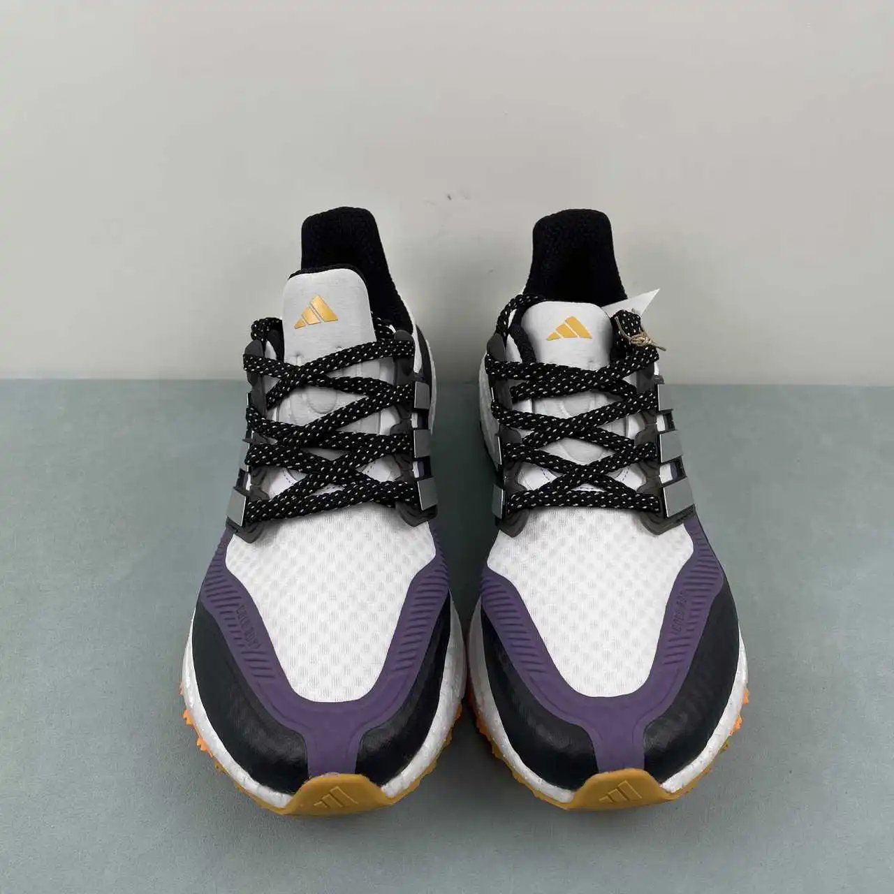 Adidas Ultra Boost Light UB IE1678 thumbnail 3