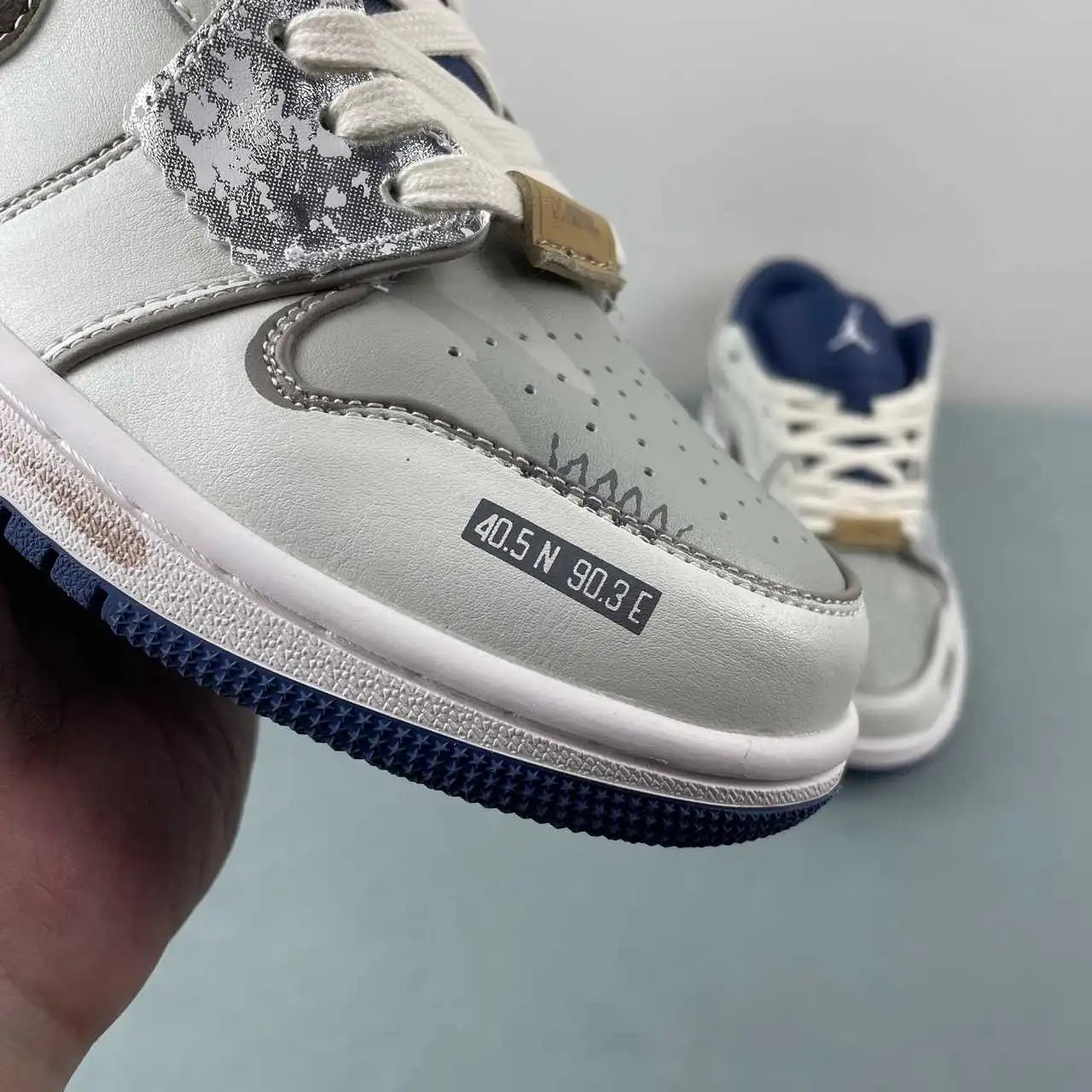 Air Jordan 1 Low 53558-414 7
