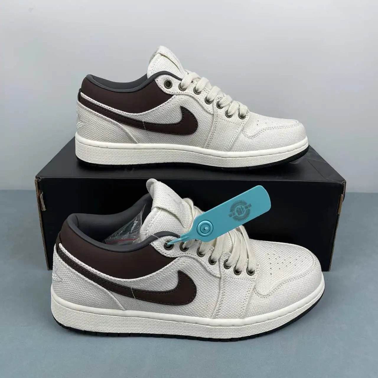 Air Jordan 1 Low IB8058-110