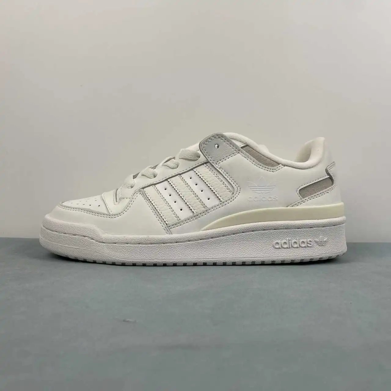 Adidas Forum Low CL IH7828 thumbnail 4
