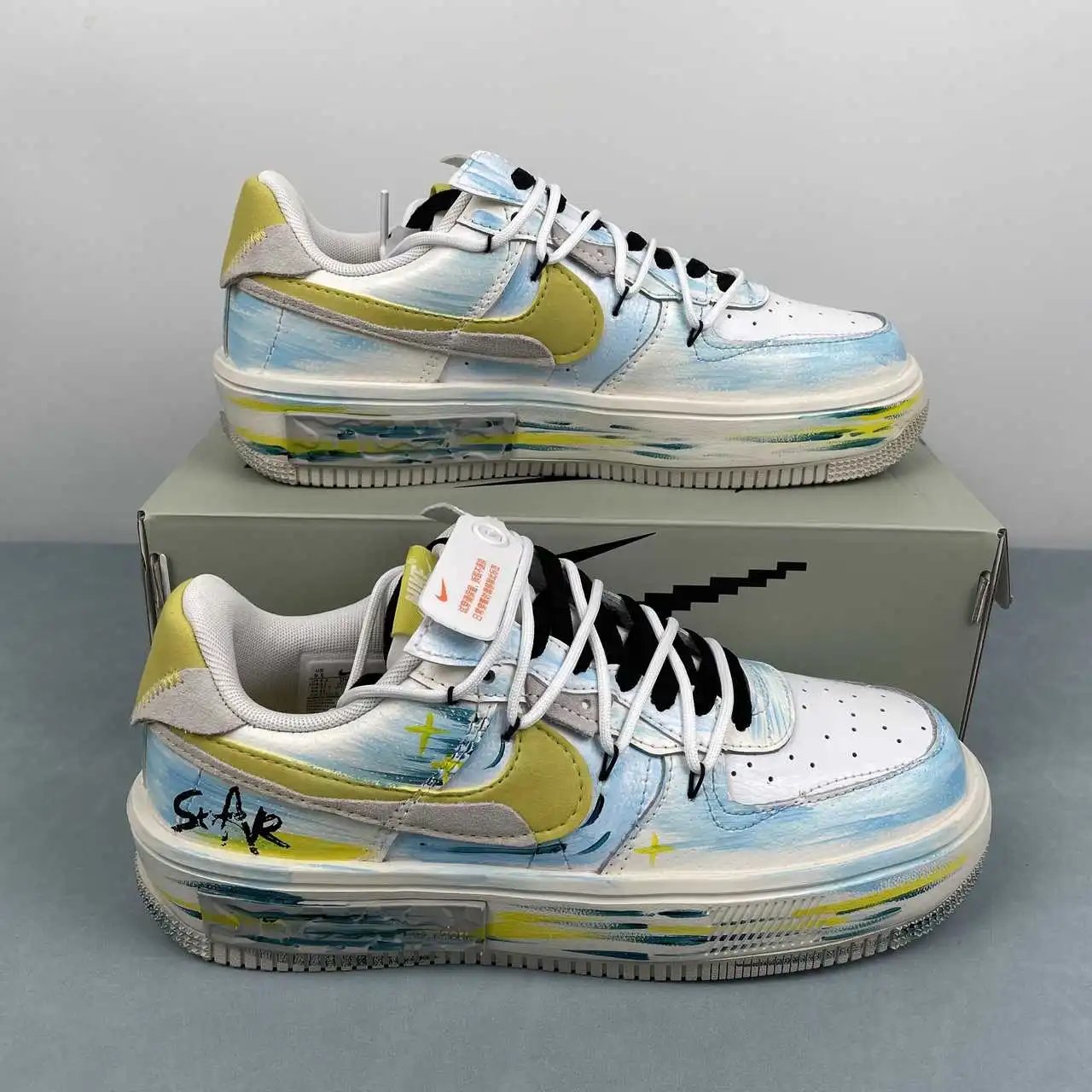 Nike Air Force 1 DV6984-100