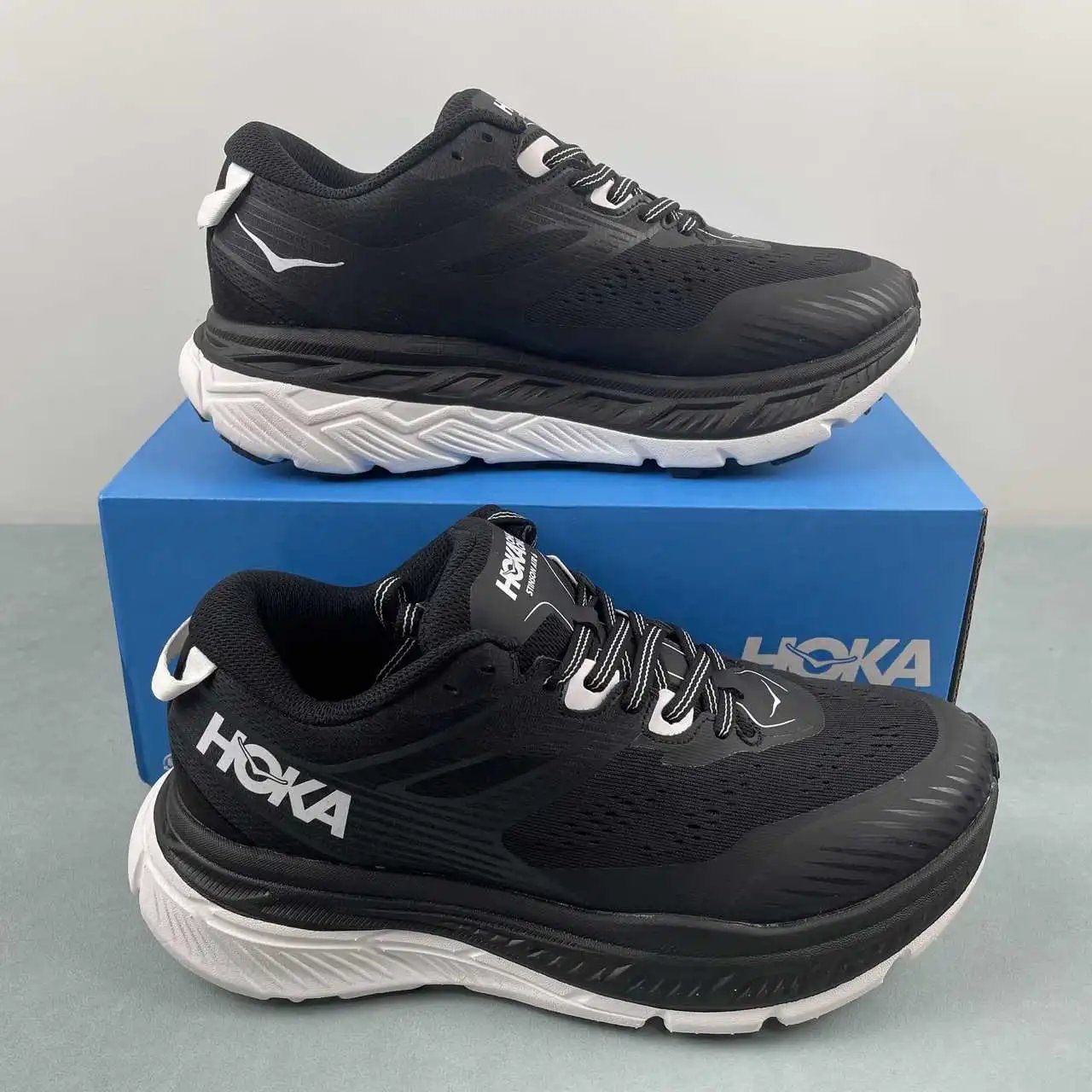 HOKA STINSON 6 1110506-BWHT