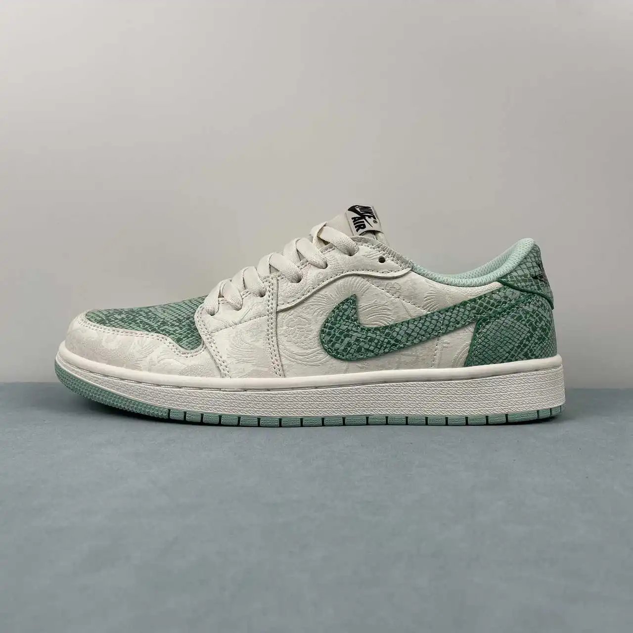Air Jordan 1 Low HF3144-100 5