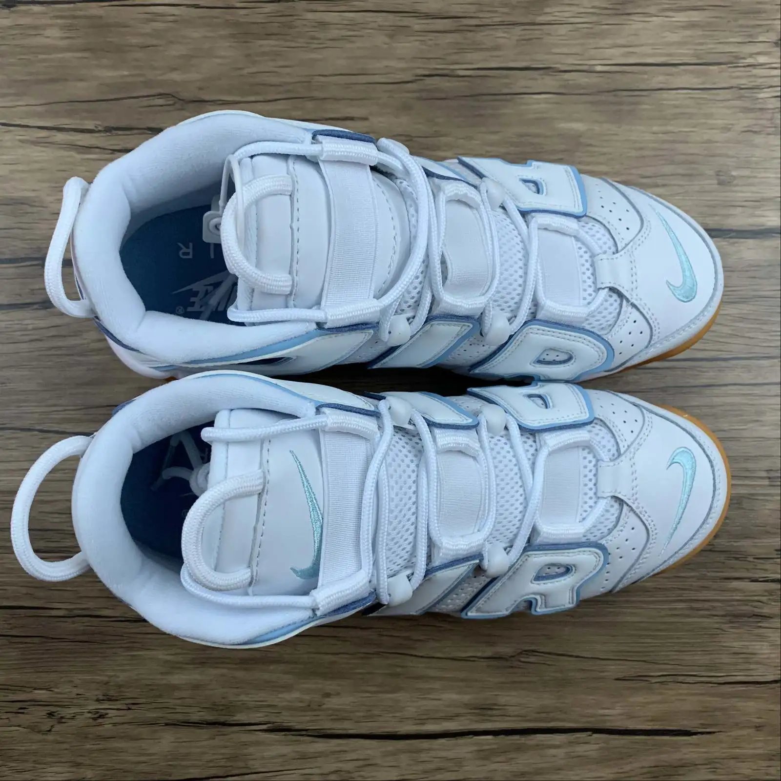 Air More Uptempo Ice Blue thumbnail 3
