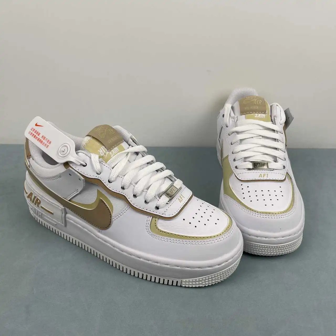 Nike Air Force 1 DZ1847-111 thumbnail 2