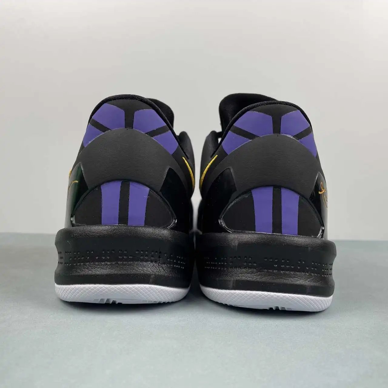 Nike Kobe HF9550-001 thumbnail 4