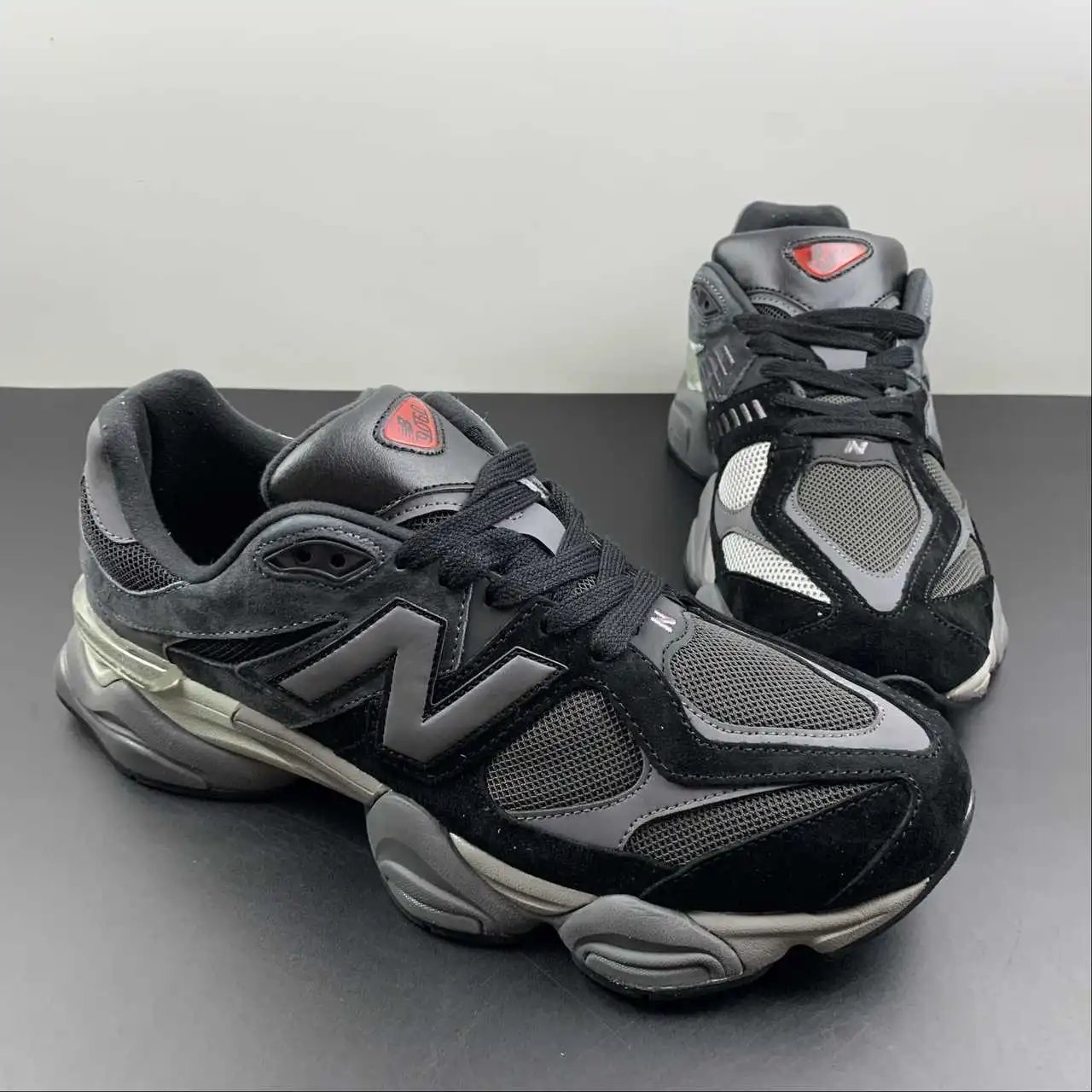 New Balance 9060 U9060BLK thumbnail 2