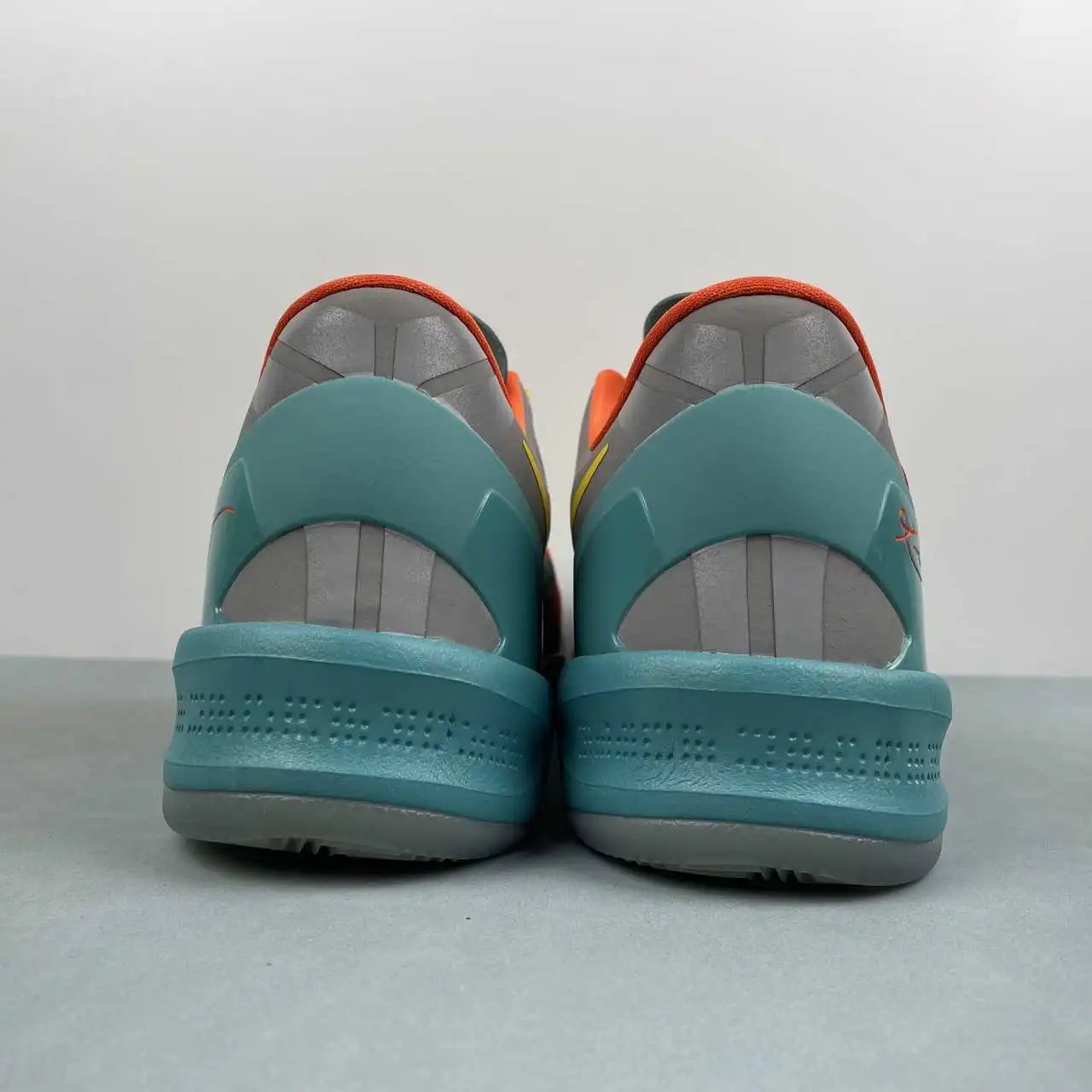 Nike Kobe FQ3548-001 thumbnail 4