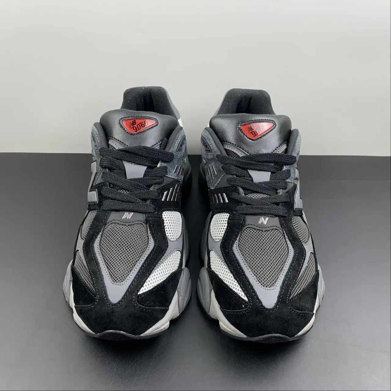 New Balance 9060 U9060BLK thumbnail 3