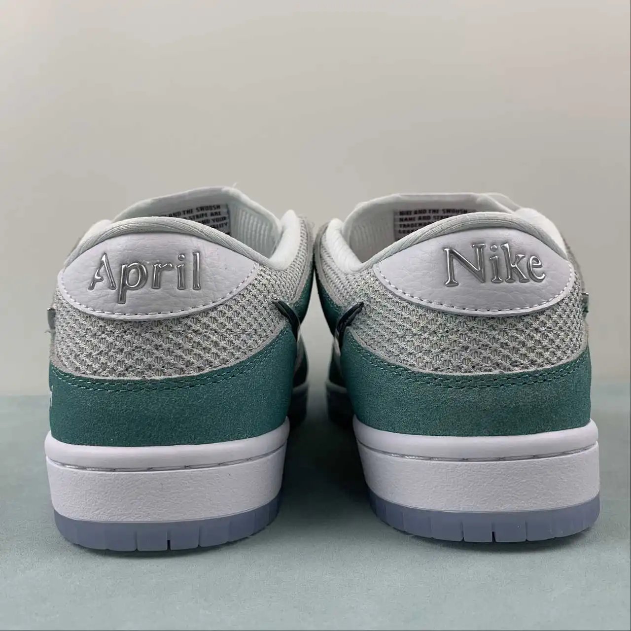 Nike Dunk Low FD2562-400 11