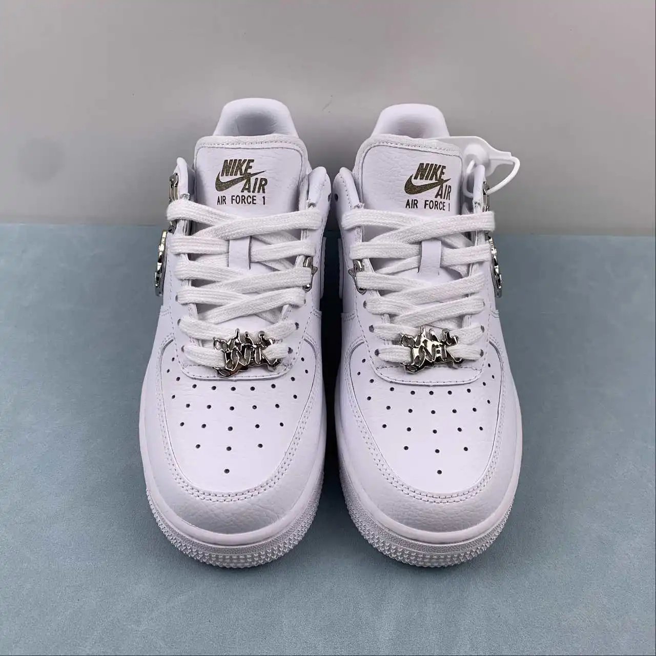 Nike Air Force 1 FV3616-101 thumbnail 3