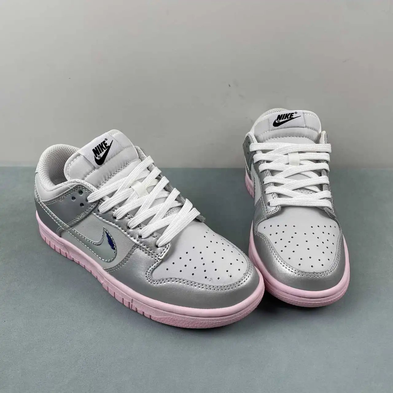 Nike Dunk Low HM3698-006 thumbnail 2