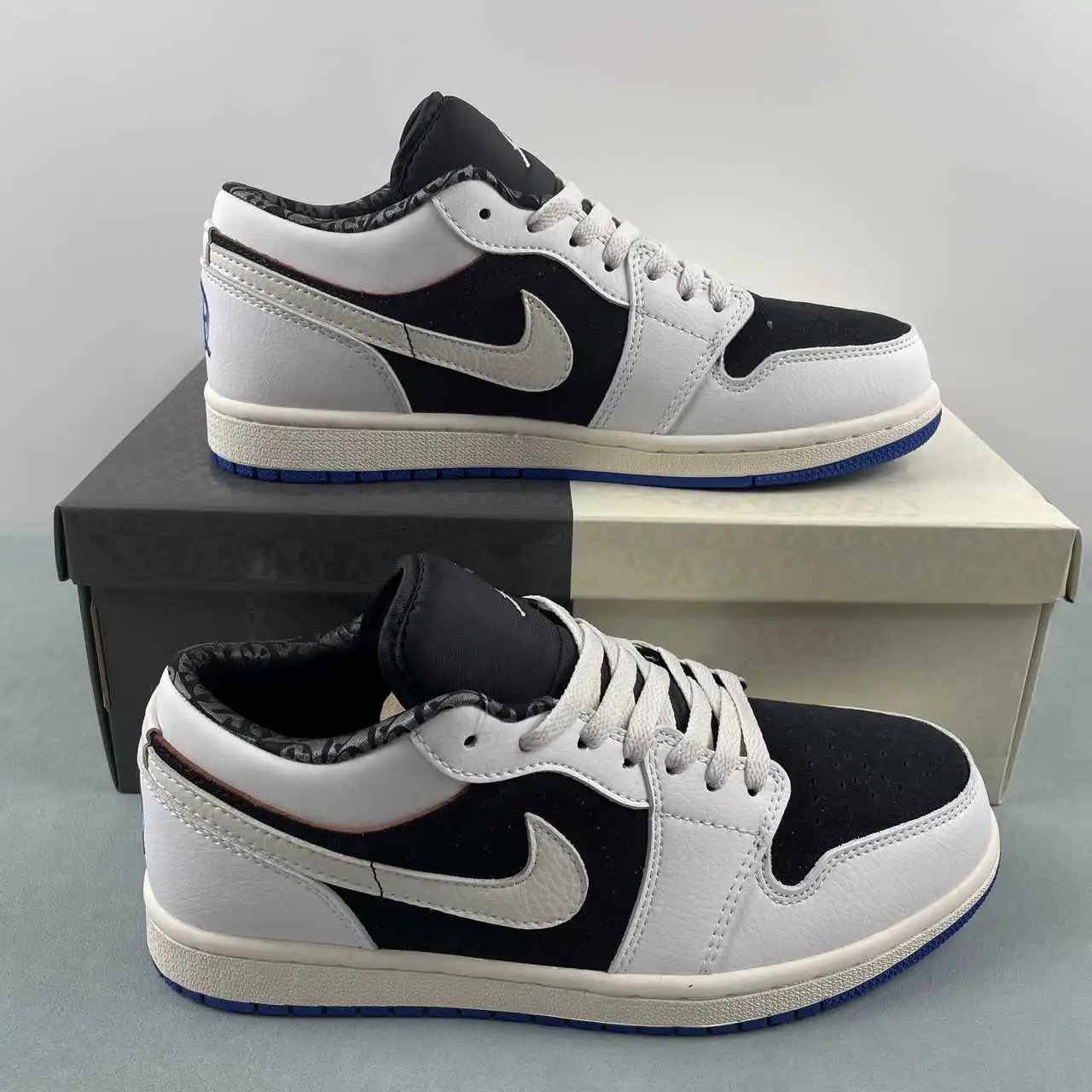 Air Jordan 1 Low HQ0764-001