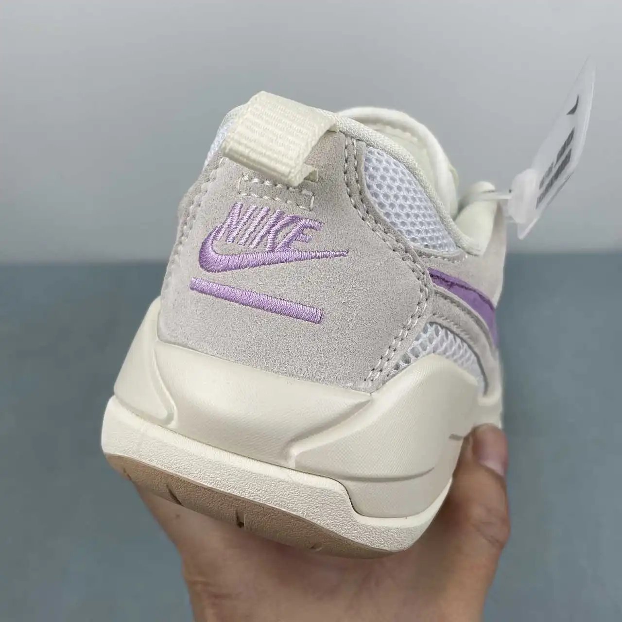 Air Jordan CMFT Era HQ0506-105 8