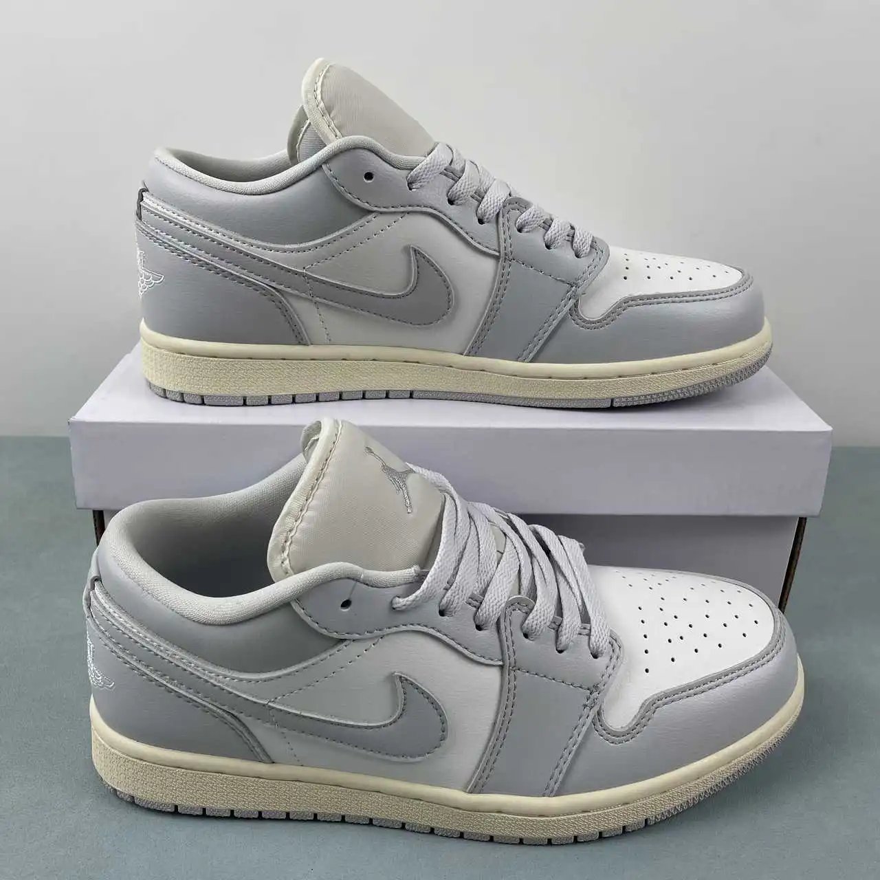 Air Jordan 1 Low DC0774-103