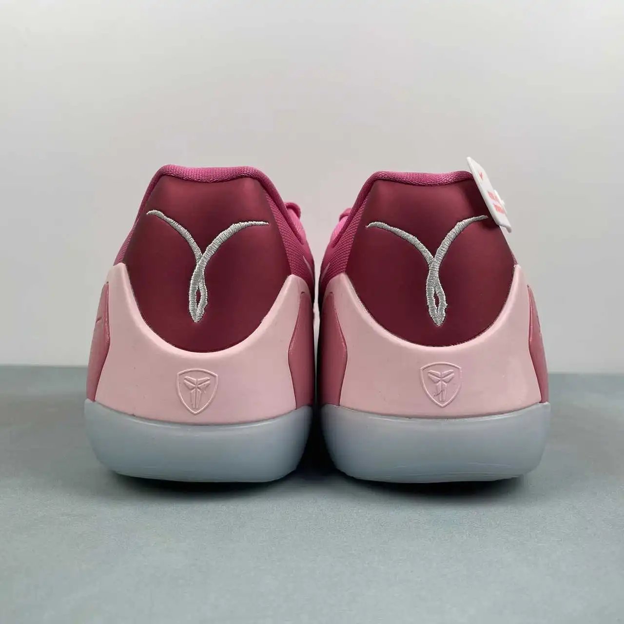 Nike KoBe HQ4995-600 thumbnail 3