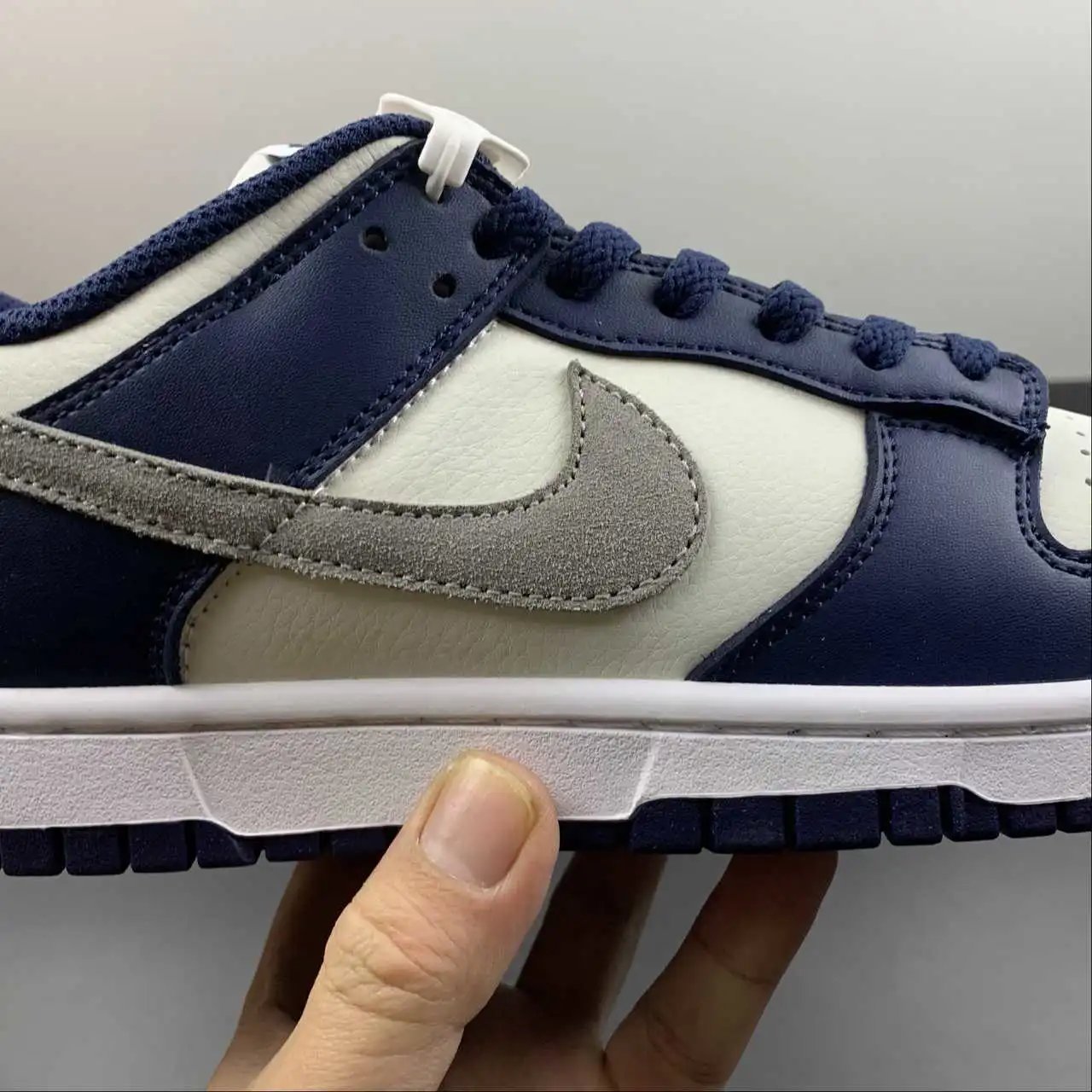 Nike Dunk Low FD9746-400 6