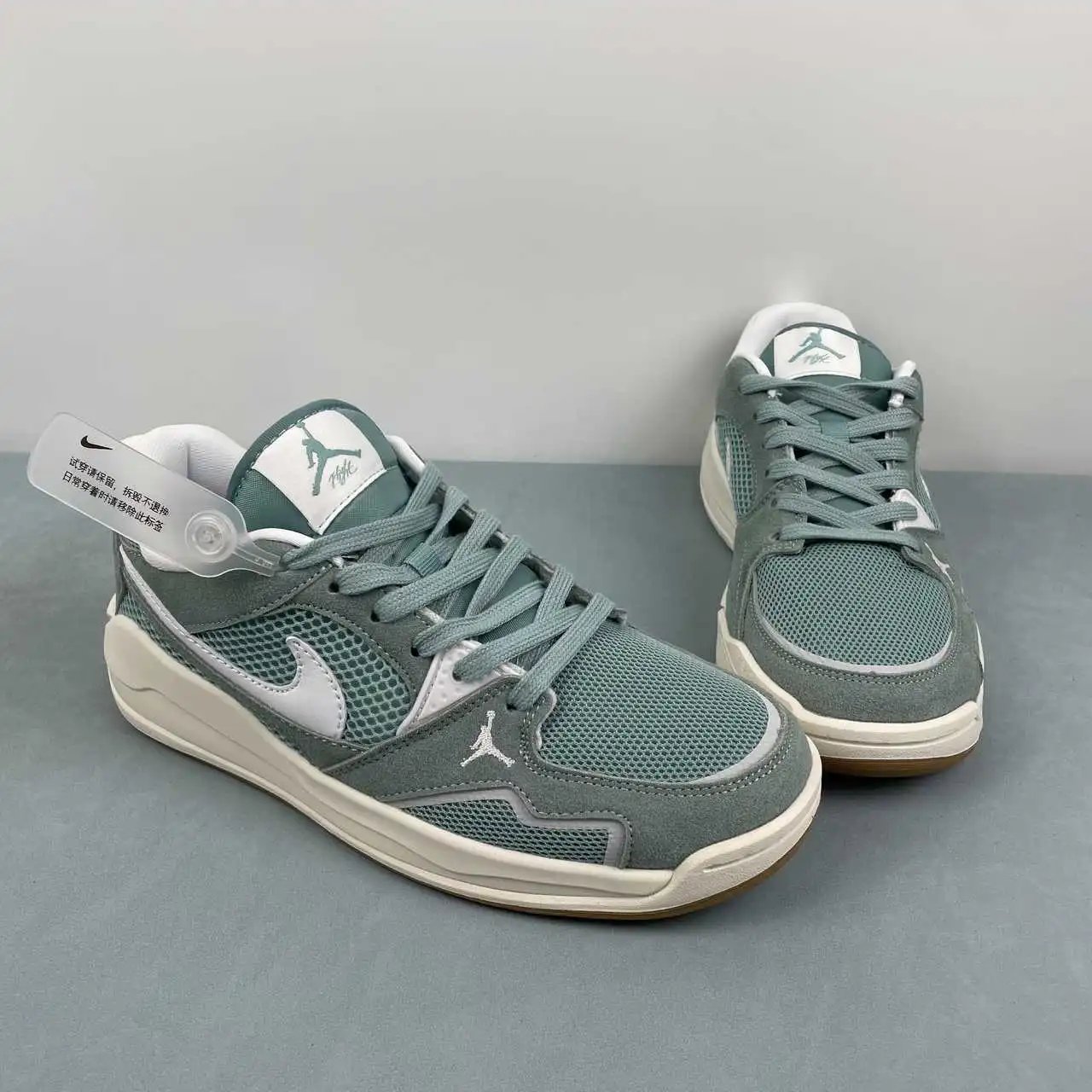 Air Jordan Flight Court HJ6778-002 thumbnail 2