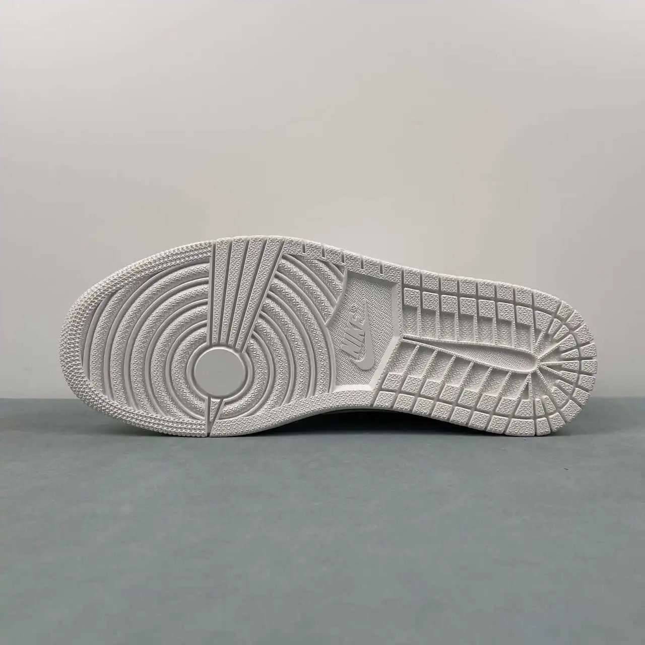 Air Jordan 1 Low TD1228-111 11