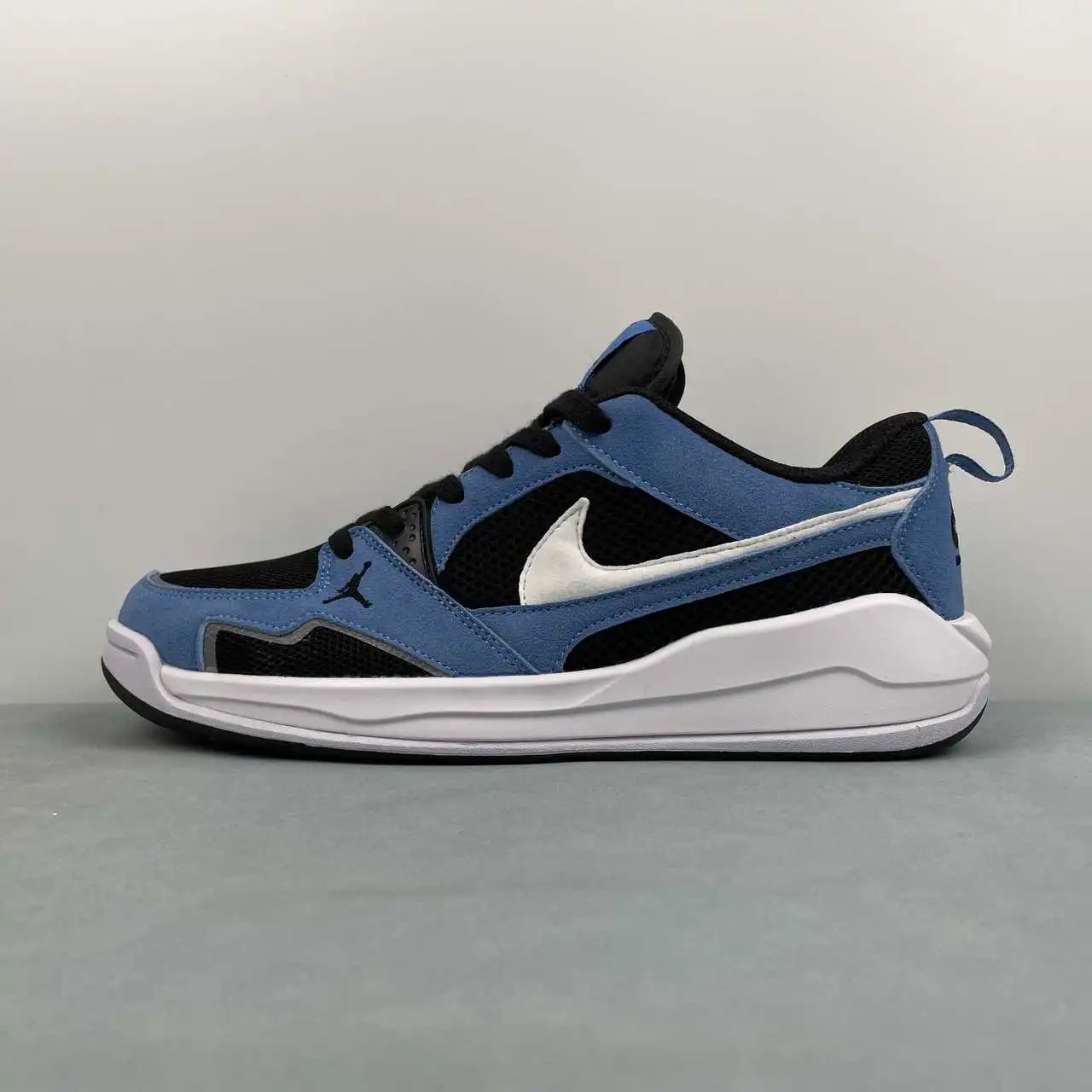 Air Jordan Flight Court HQ0506-004 5