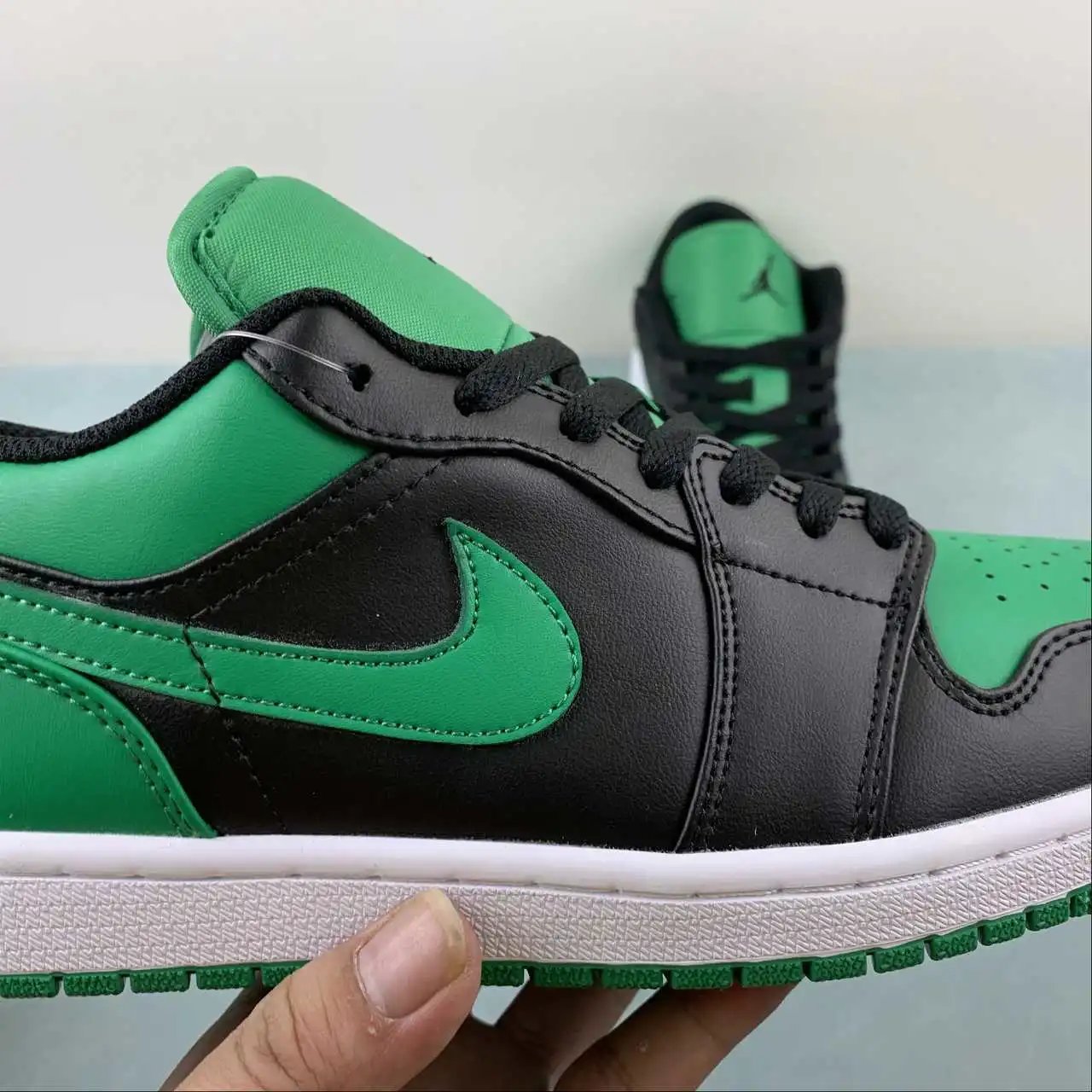 Air Jordan 1 Low 553558-065 9