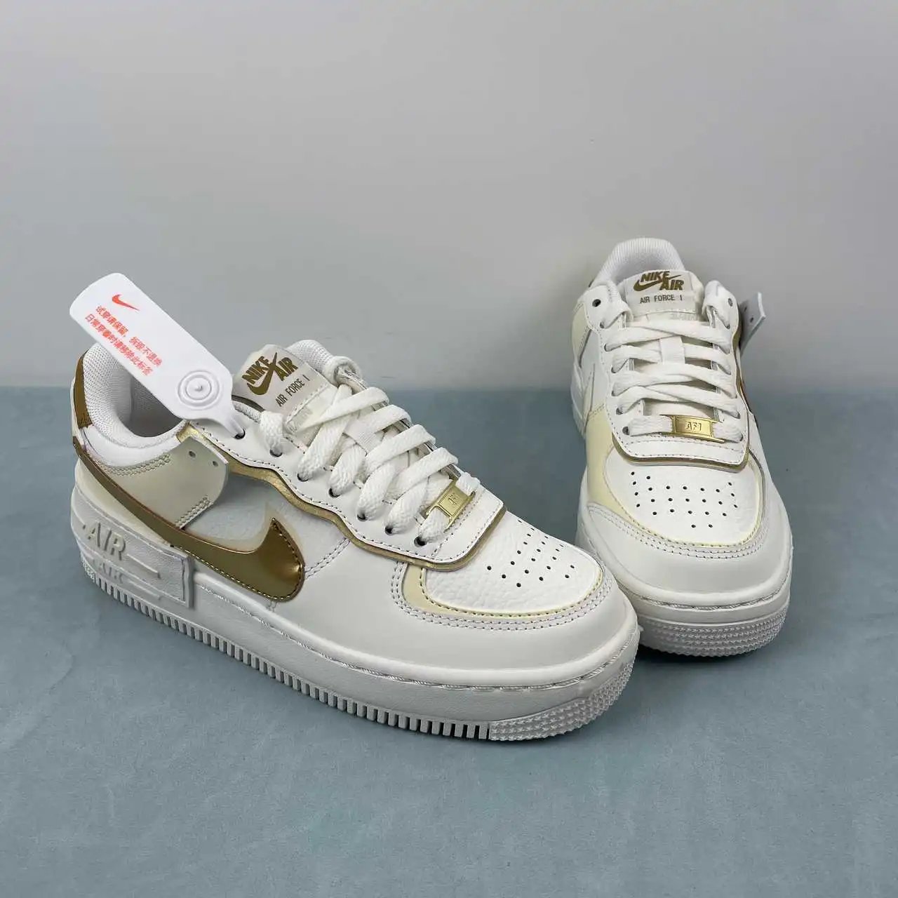 Nike Air Force 1 DZ1847-108 thumbnail 2