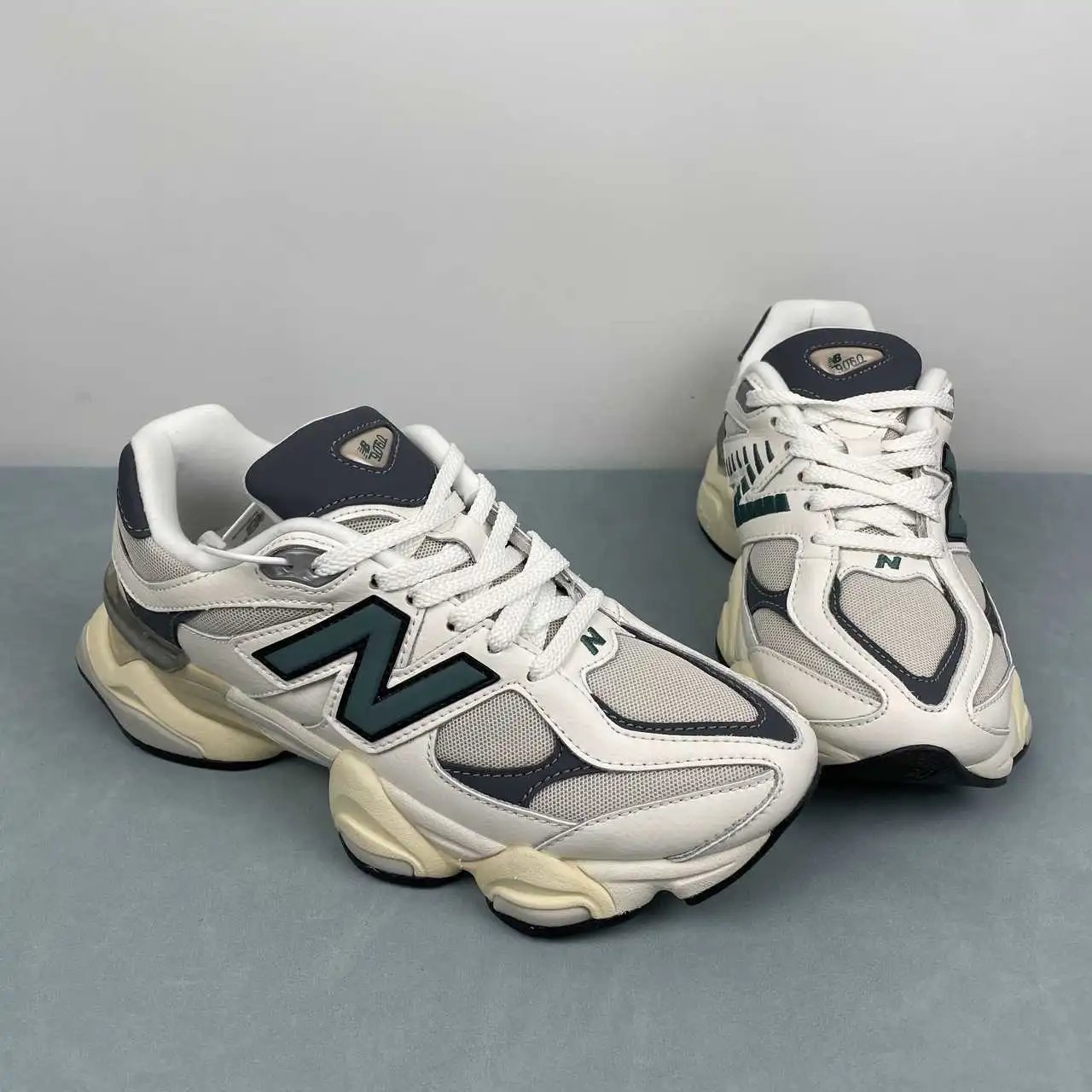 New Balance 9060 U9060ESD thumbnail 2