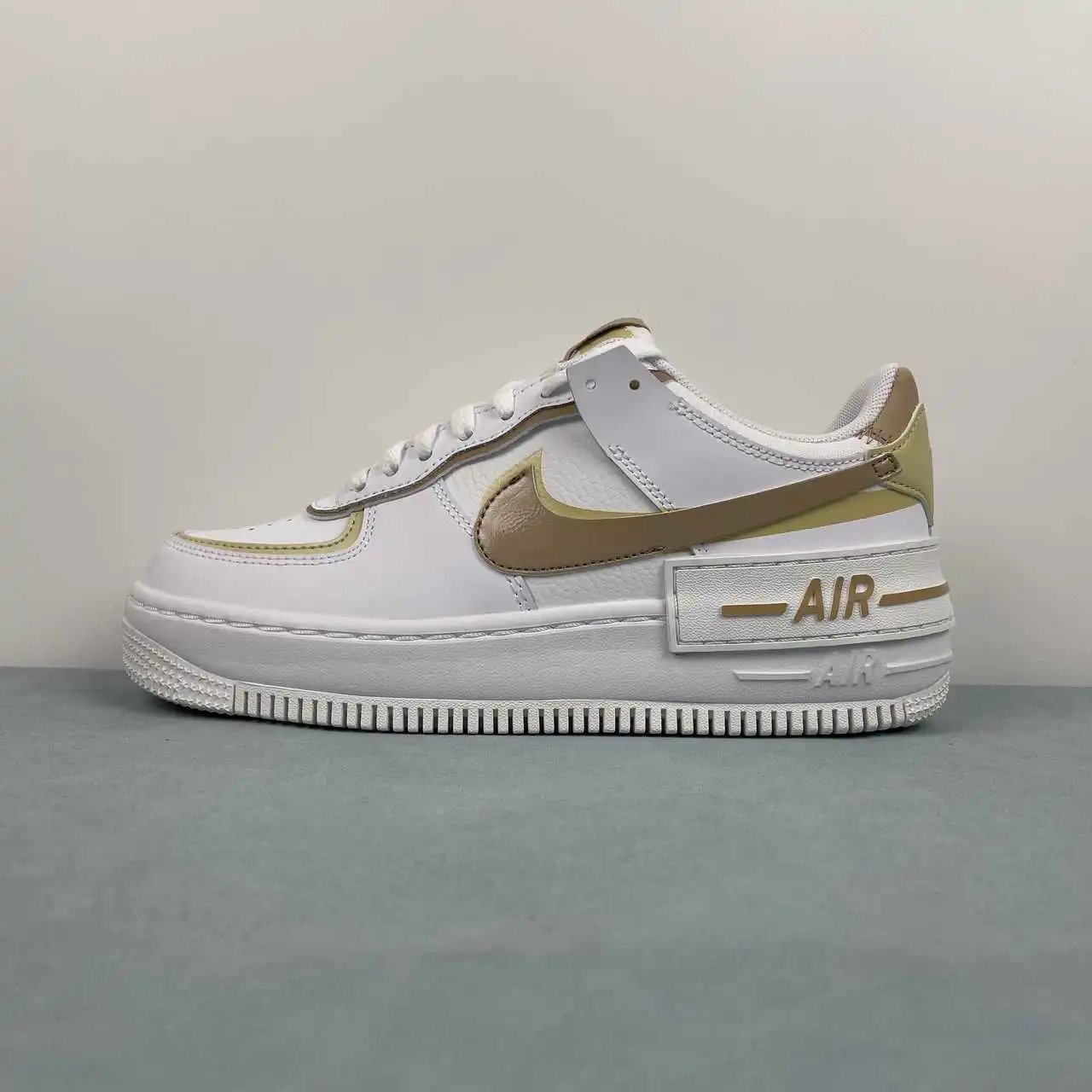 Nike Air Force 1 DZ1847-111 thumbnail 4